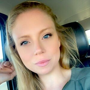 Meet your Posher, Elisha